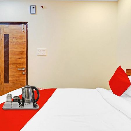 Hotel O Night Eye Хайдарабад Экстерьер фото
